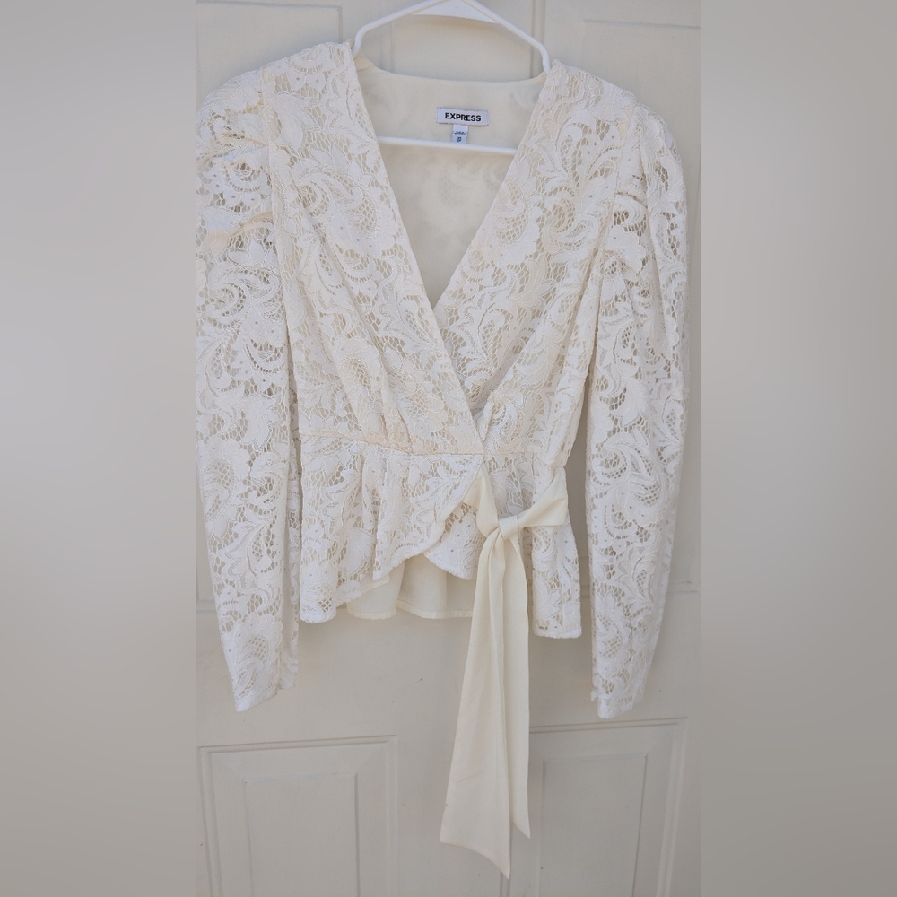 EXPRESS Lace V-Neck Long Sleeve Tie Waist Peplum Top Size XS Women's CottageCore
